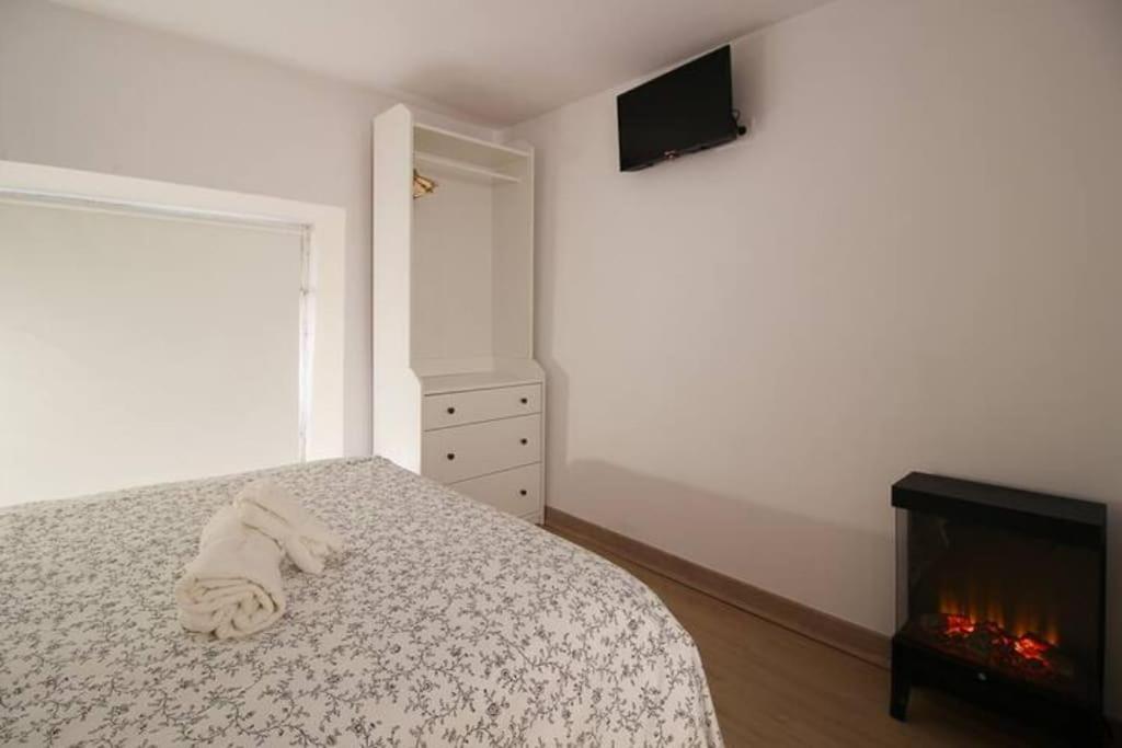 Vivienda En El Centro De Santander Apartment Exterior foto