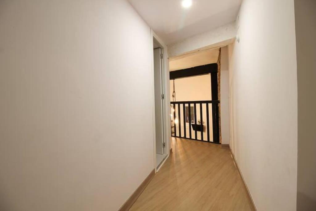 Vivienda En El Centro De Santander Apartment Exterior foto