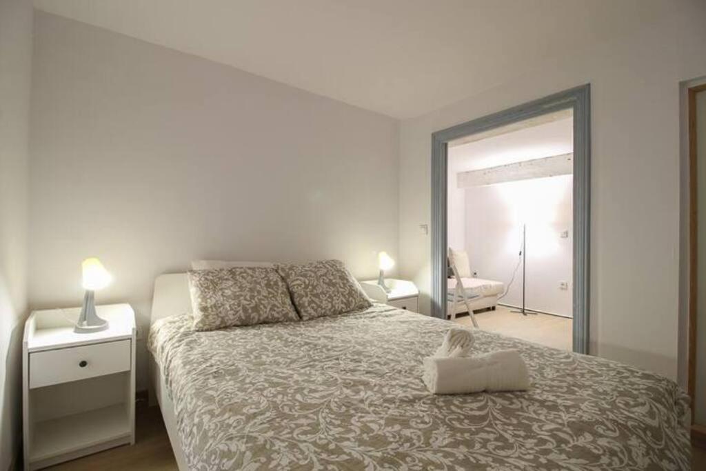 Vivienda En El Centro De Santander Apartment Exterior foto